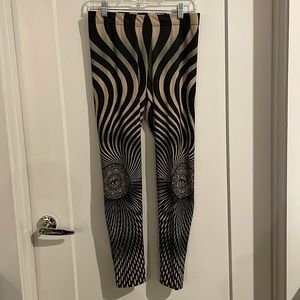 Psychedelic Swirl Print Mandala Leggings